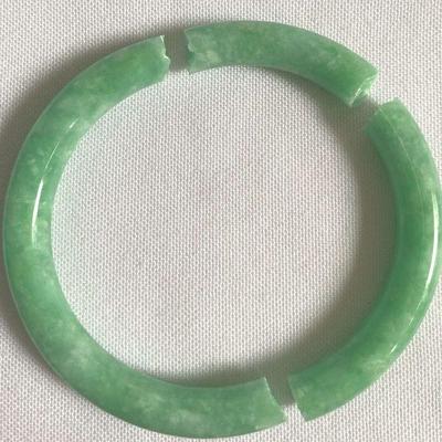 MCM007 Green Jade Bracelet - Cracked - Three Pieces - Repair/Great for Crafts