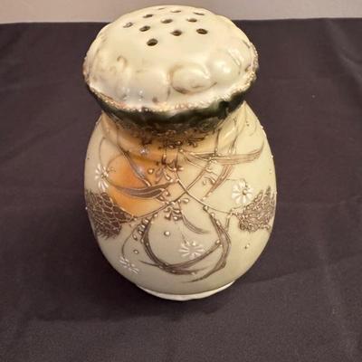 Hat pin holder