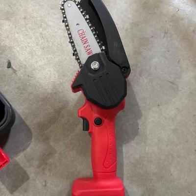 Mini Cordless Chainsaw