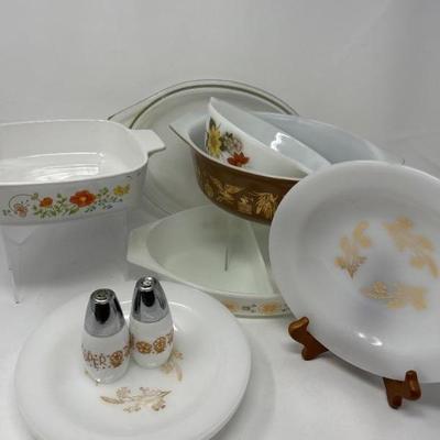 Vintage Bakeware Group-Pyrex etc