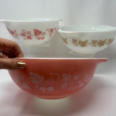 Pyrex Trio
