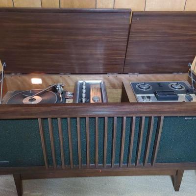 Panasonic Stereo system 48x16x27