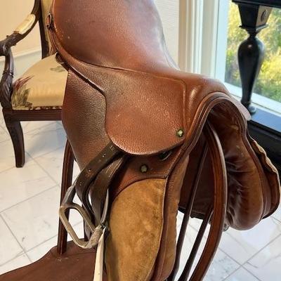 Saddle