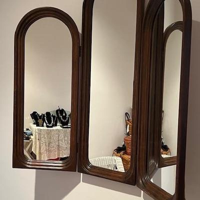 Three view mirror