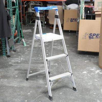 Cosco Aluminum Ladder
