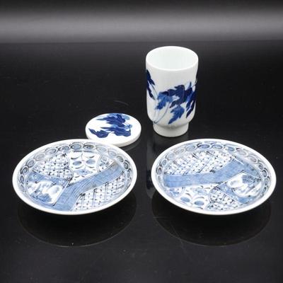 Blue & White Teacup w/Lid & 2 Small Dishes