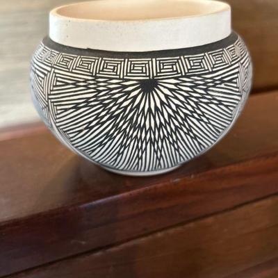Native american pottery white jar with black design