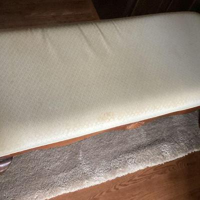 Vanity bench