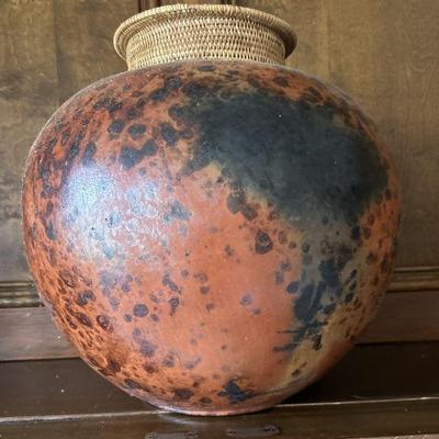 Round earthenware vase