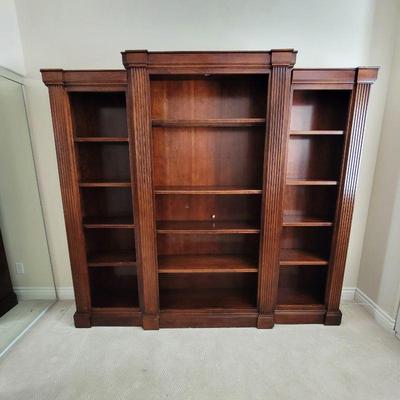 Mahogany 3-part fluted column lighted bookcase