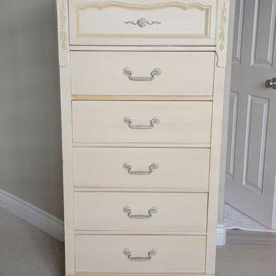 Country French lingerie chest