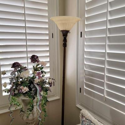 Elegant lamp