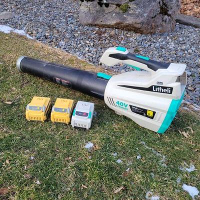40v Lith-Ion Blower w/3 batteries