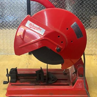 Milwaukee Heavy-duty 14" Abrasive Cut Off Machine No. 6075 With Extra Disc 