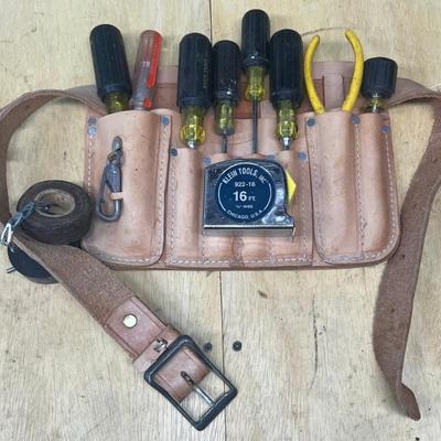 Vintage Klein Tools Leather Stringer Electrician Leather Tool Belt With Klein Screwdrivers And Tape Measure 