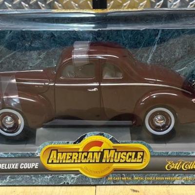 ERTL Collectibles American Muscle 1940 Ford Deluxe Coupe 1:18 Die-cast Car In Original Box