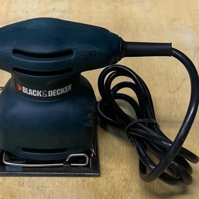 Black & Decker 1/4 Sheet Corded Finish Sander 