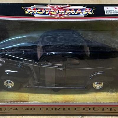 MotorMax Ford 1:24 Scale 1940 Coupe In Box 