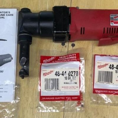 Milwaukee Heavy-duty 16 Ga. Double Insulated Nibbler No. 6890 