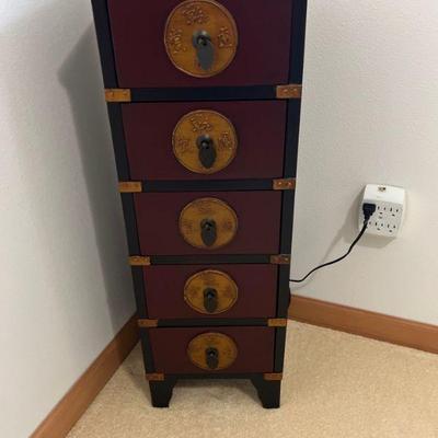 Storage cabinet
