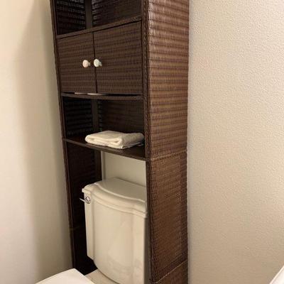 Bathroom storage cabinet