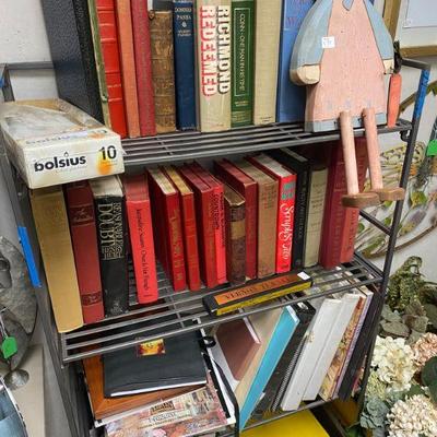 Linear feet of books