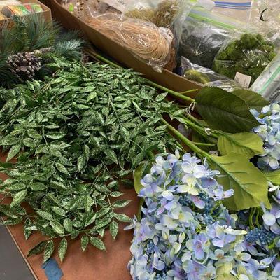 Assorted floral supplies