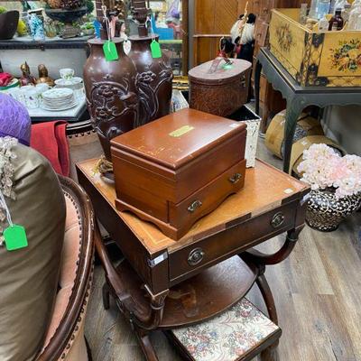 Antique mahogany leather top table