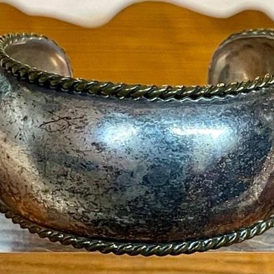 Vintage Mexico Sterling Silver Cuff Bracelet - Total Weight 28.4 Grams 