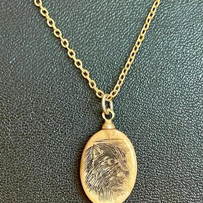 Vintage Scrimshaw Raccoon 14k Gold Electroplate 18 Inch Necklace