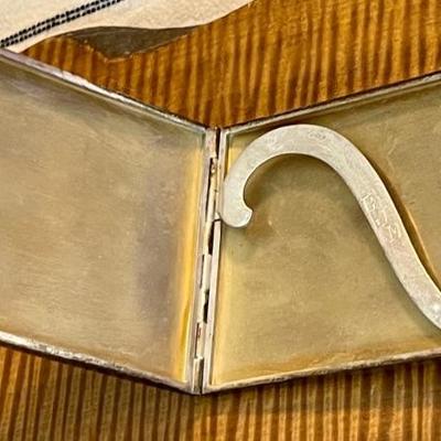 Gorgeous Vintage Solid Sterling Silver Cigarette Case - Total Weight 114.38 Grams