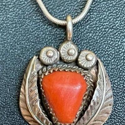 Vintage Navajo Sterling Silver & Coral Pendant With 18 Inch Sterling Silver Box Chain - Total Weight 11.26 Grm