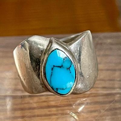 Vintage Mexico Sterling Silver & Turquoise Ring Size 6 - Total Weight 10.92 Grams 