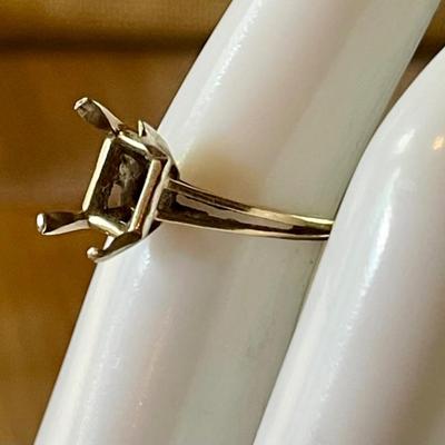 Antique 14K Gold Ring Setting (As Is) No Stone - Total Weight 2.19 Grams 