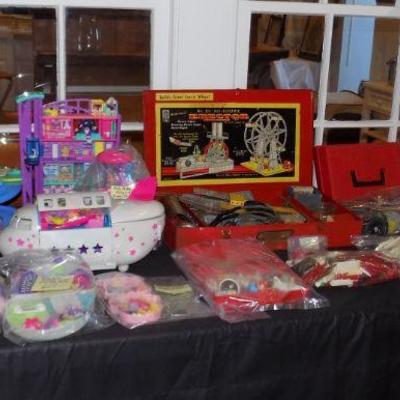 Vintage erector set, Polly Pockets and more