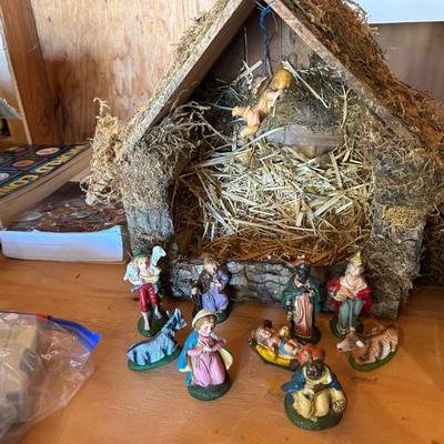 Vintage Crèche 