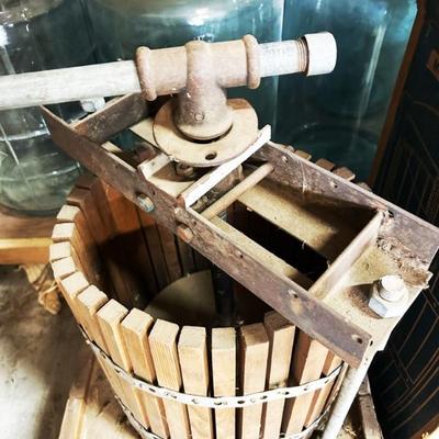Vintage Wine Press