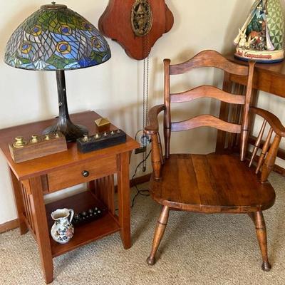 Craftsman Style furnishings. 