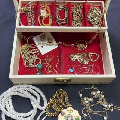 Costume jewelry basics