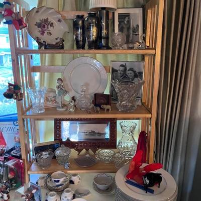 CRYSTAL AND ASIAN DECOR