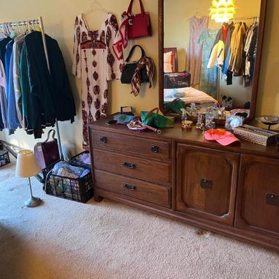 VINTAGE  CLOTHING