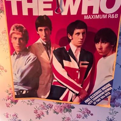 VINTAGE MAGAZINE