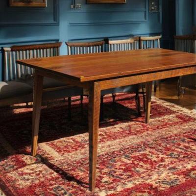 LANDRUM SIGNATURE FARM TABLE
