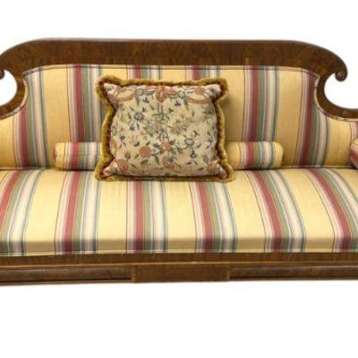 ANTIQUE AMERICAN FEDERAL SOFA CARVED PAW FEET