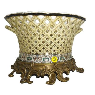RETICULATED CHINOISERIE PORCELAIN JARDINAIRE UNITED WILSON