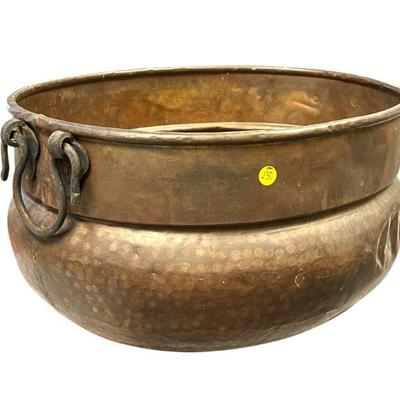 LARGE ANTIQUE COPPER POT/PLANTER