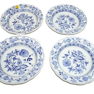 4 MEISSEN BLUE ONION SHALLOW SERVING BOWLS