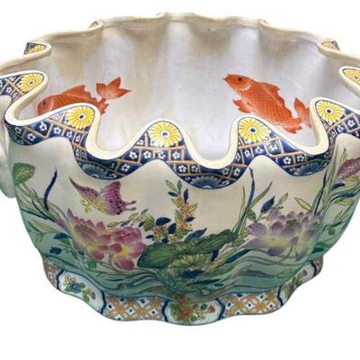 LARGE VINTAGE CHINESE EXPORT JARDINIERE