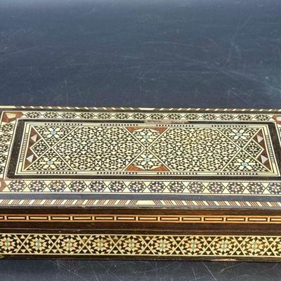 Beautiful Trinket/Jewelry Box With Inlays
