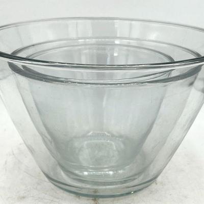 (3) Glass Nesting Mixing Bowls by Anchor Hocking
